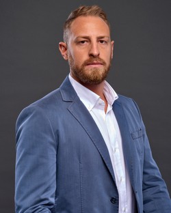 eidoo_portrait_1.jpg